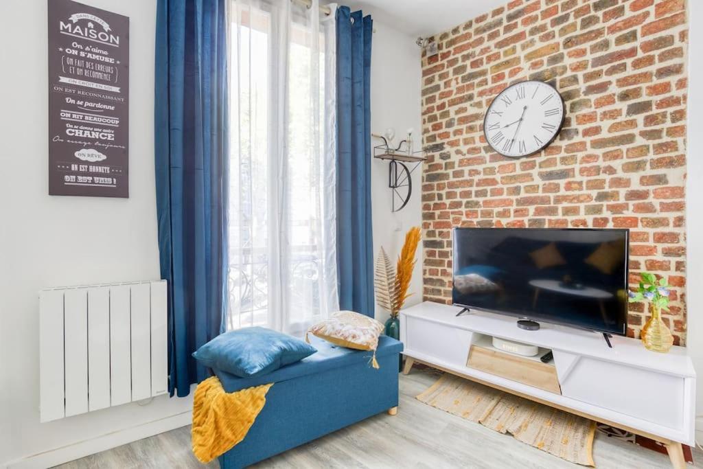 Ferienwohnung Escale A Paris Metro & Parking Saint-Ouen  Exterior foto